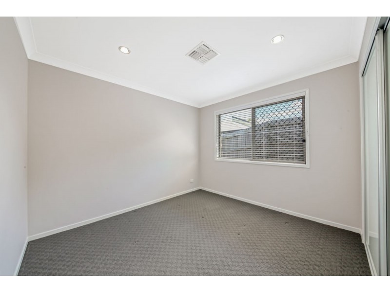24 Glen Echo Street, Springfield Lakes QLD 4300