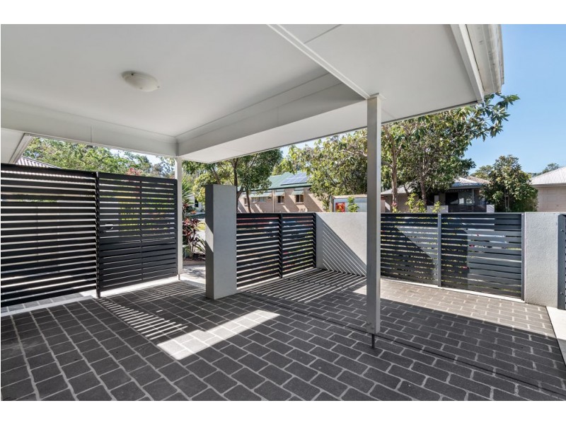 47 Creekside Drive, Springfield Lakes QLD 4300