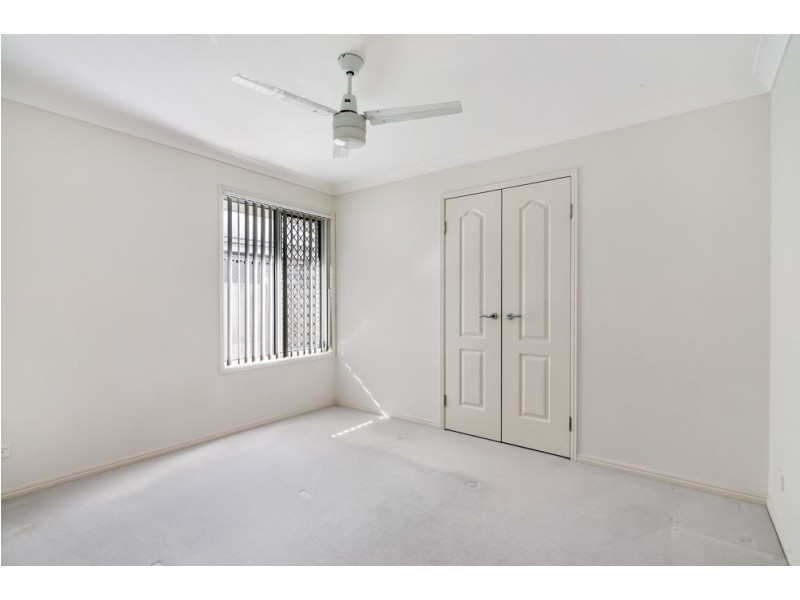 47 Creekside Drive, Springfield Lakes QLD 4300