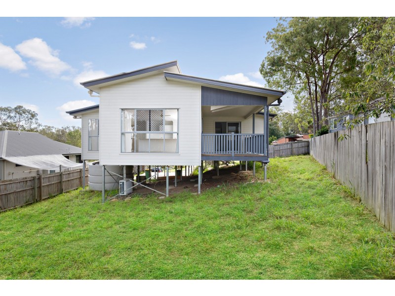 6 Bushlark Place, Goodna QLD 4300