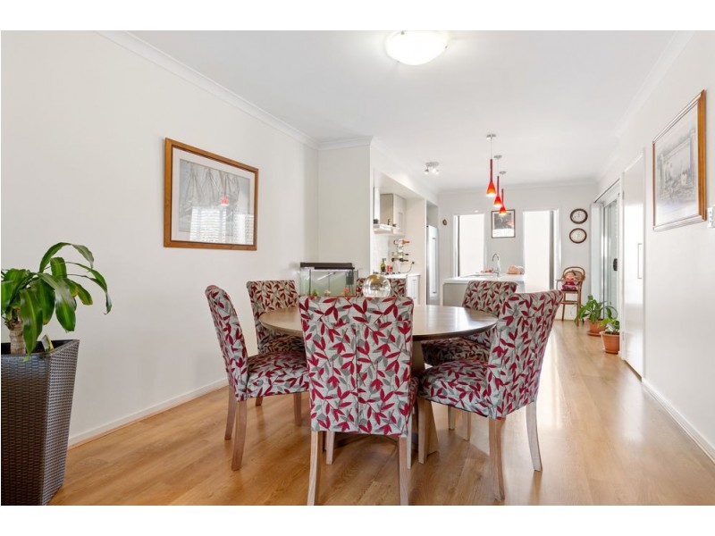 5 Carnarvon Avenue, Springfield Lakes QLD 4300