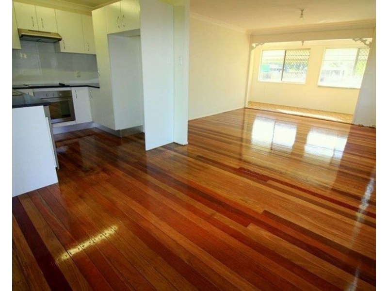 33 Boundary Street, Moores Pocket QLD 4305