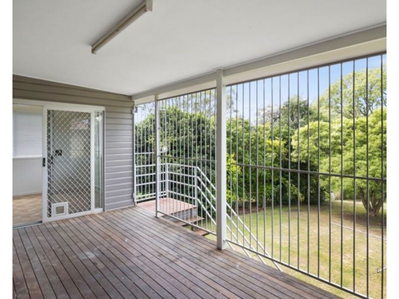 33 Boundary Street, Moores Pocket QLD 4305