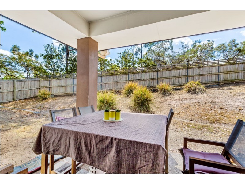 21 Ovals Terrace, Springfield Lakes QLD 4300