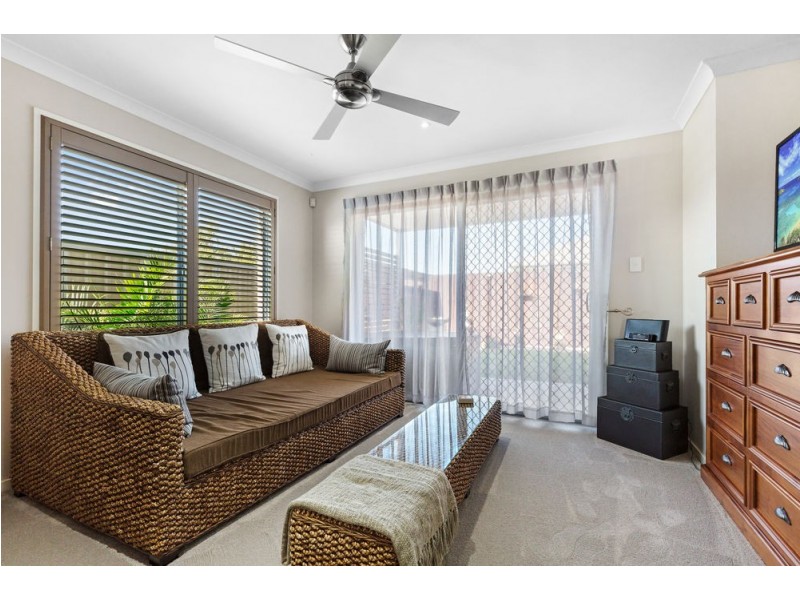 63 Opperman Drive, Springfield Lakes QLD 4300