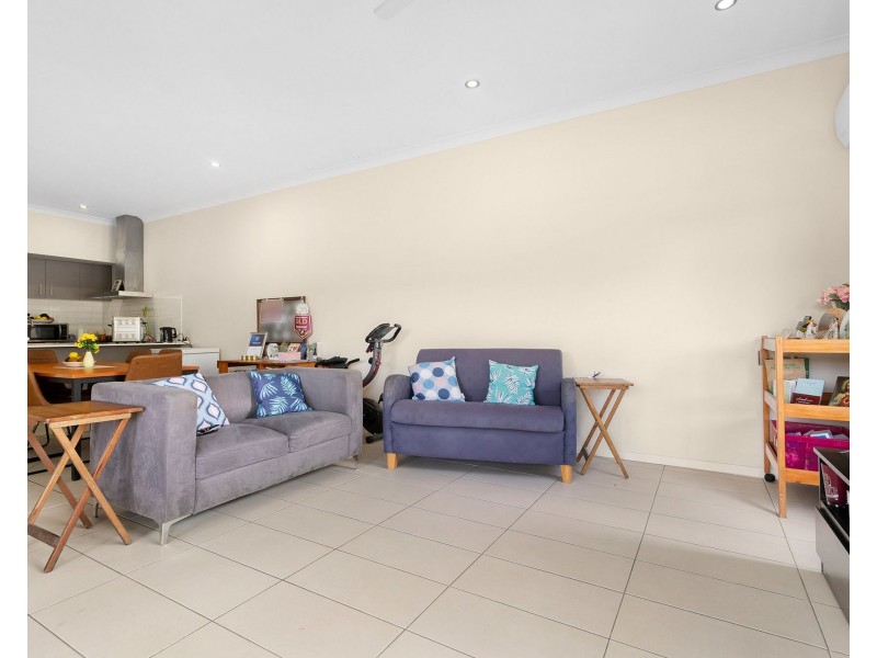 18 Navickas Circuit, Redbank Plains QLD 4301