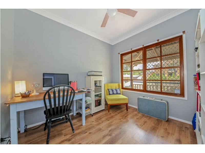 5 Moonbeam  Street, Springfield Lakes QLD 4300