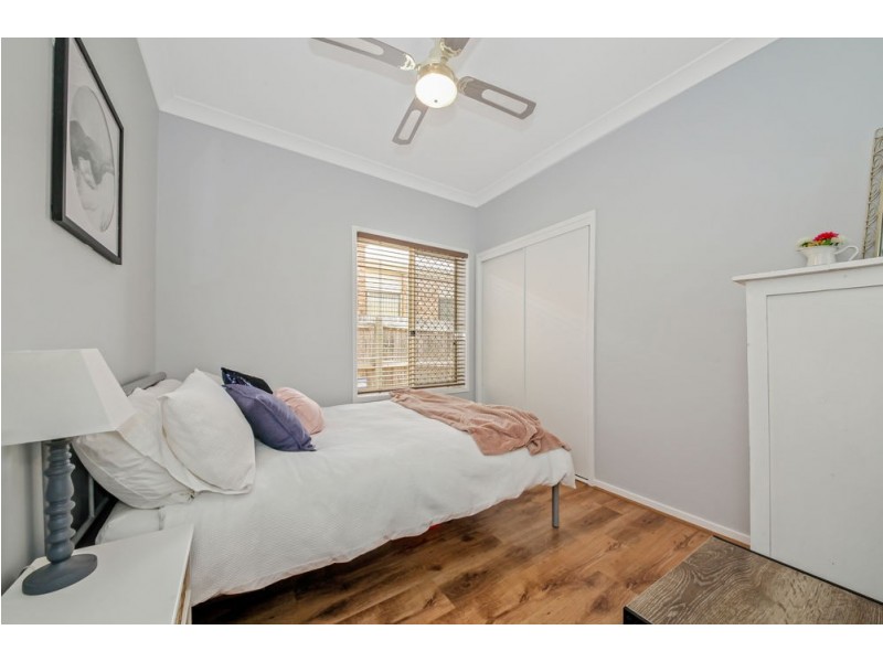 5 Moonbeam  Street, Springfield Lakes QLD 4300