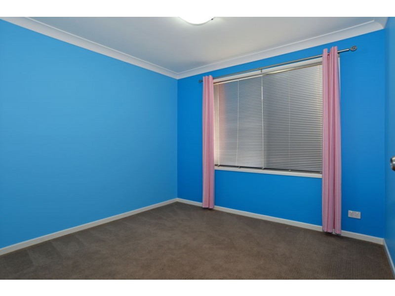 37 Helen Street, North Booval QLD 4304