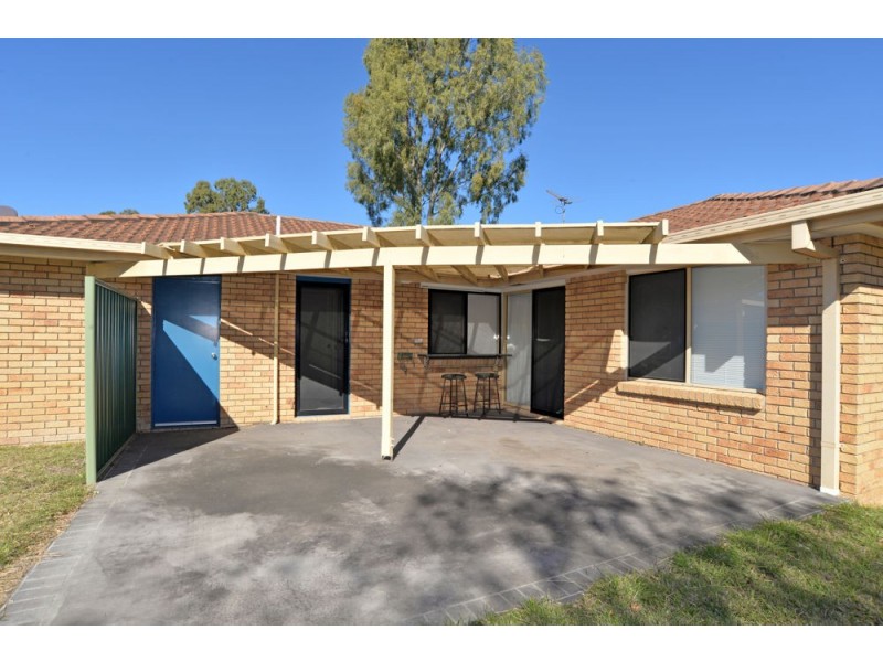 37 Helen Street, North Booval QLD 4304