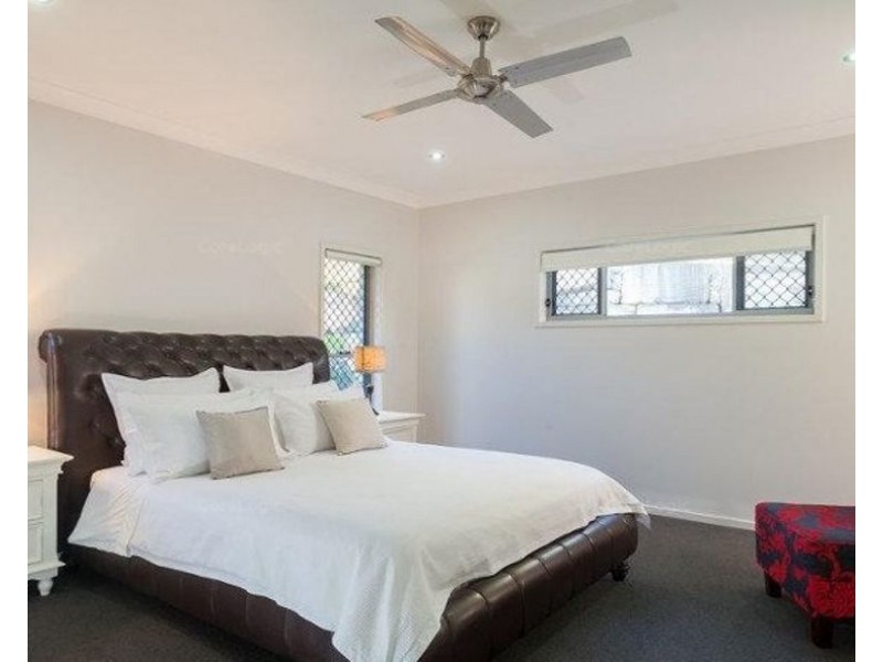 13 Casuarina Street, Seventeen Mile Rocks QLD 4073