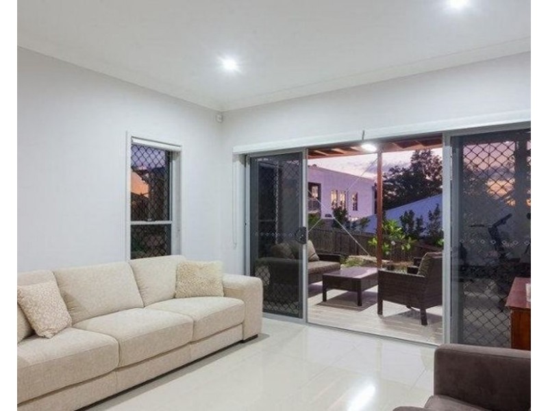 13 Casuarina Street, Seventeen Mile Rocks QLD 4073