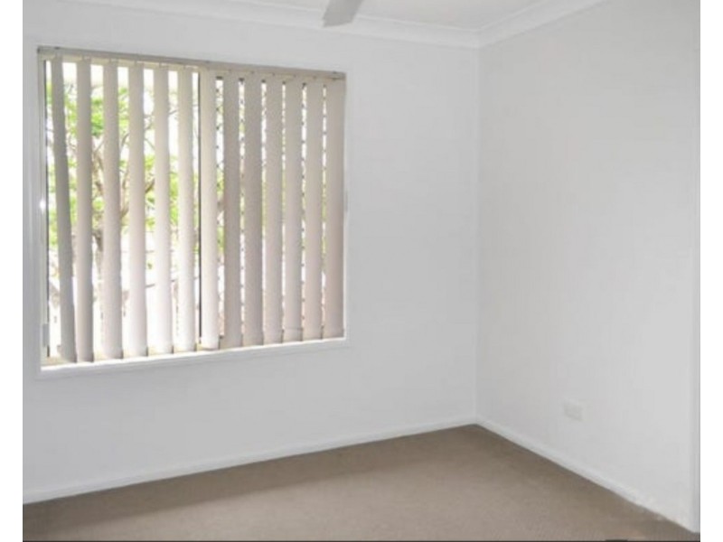 16 Peppertree Street, Sinnamon Park QLD 4073