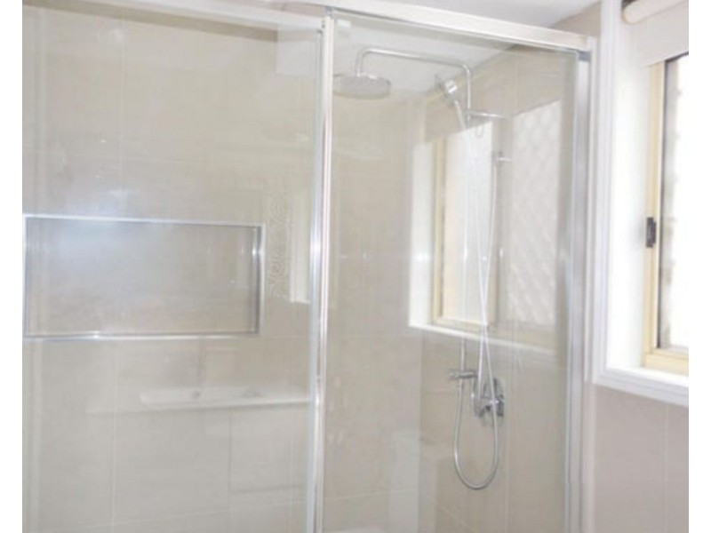 16 Peppertree Street, Sinnamon Park QLD 4073