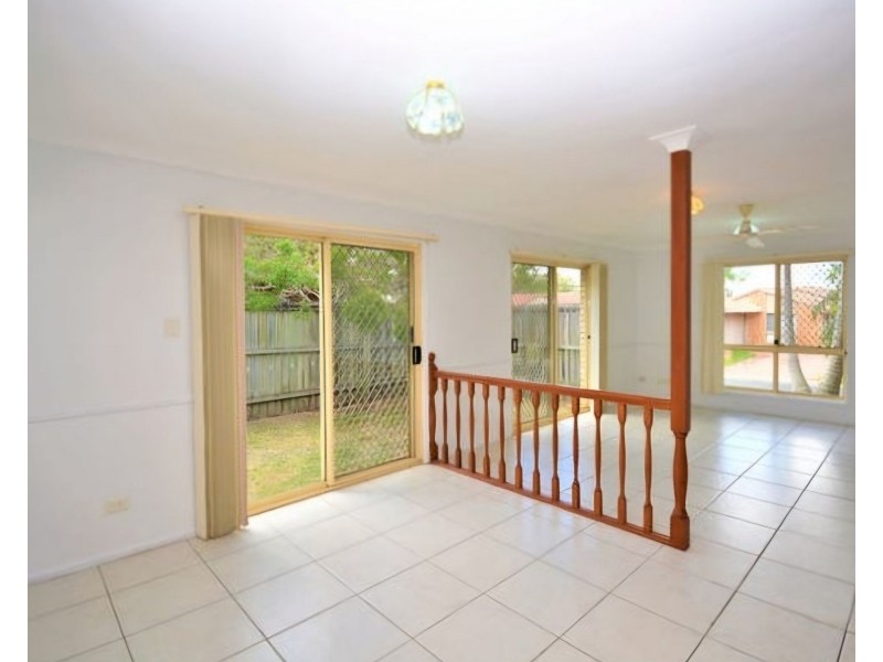 1 Noumea Place, Forest Lake QLD 4078