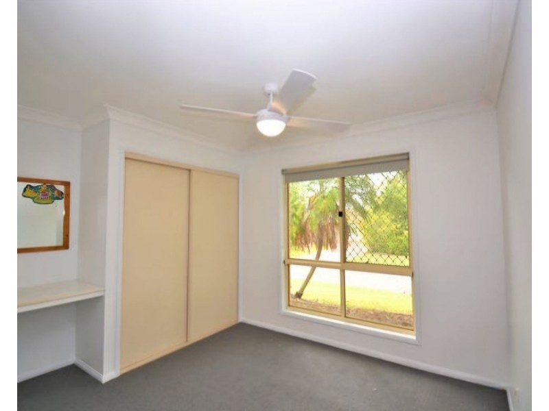 1 Noumea Place, Forest Lake QLD 4078