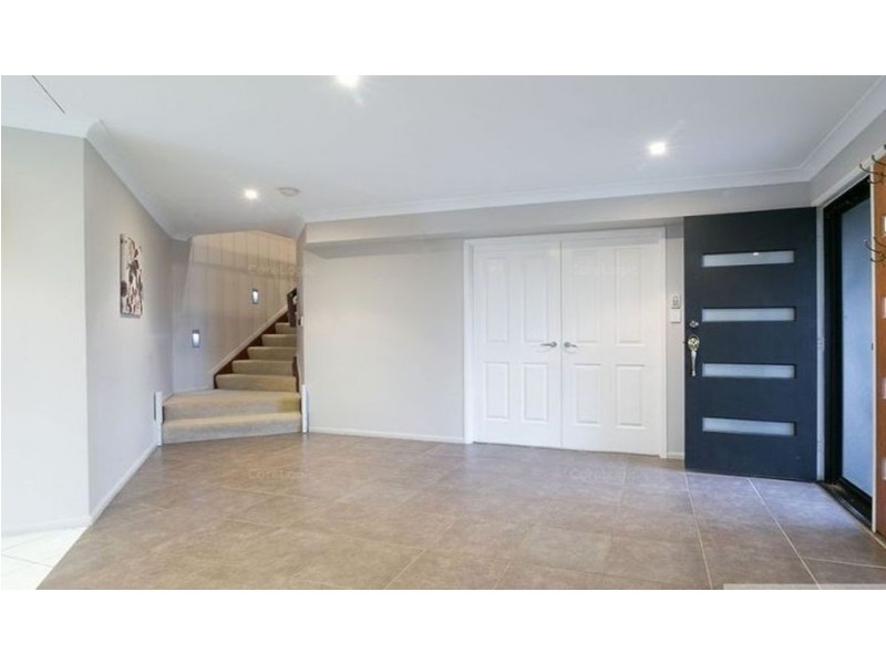 20 Carissa Court, Camira QLD 4300