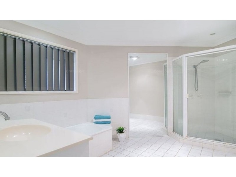 20 Carissa Court, Camira QLD 4300