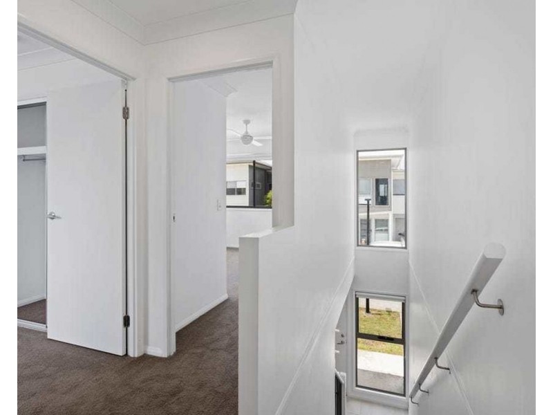 62/70 Willow Rd, Redbank Plains QLD 4301