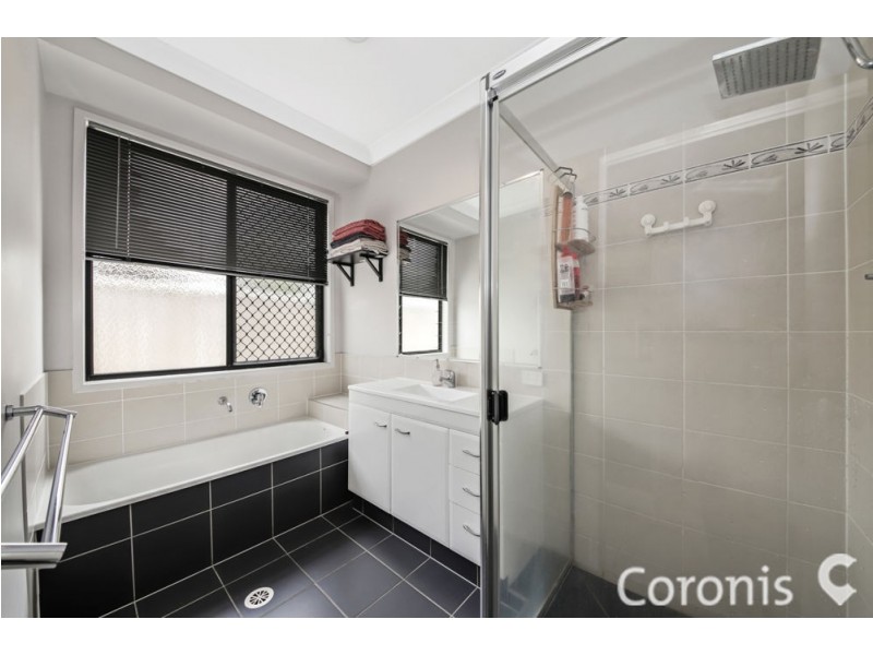 3 Twins Ct, Doolandella QLD 4077