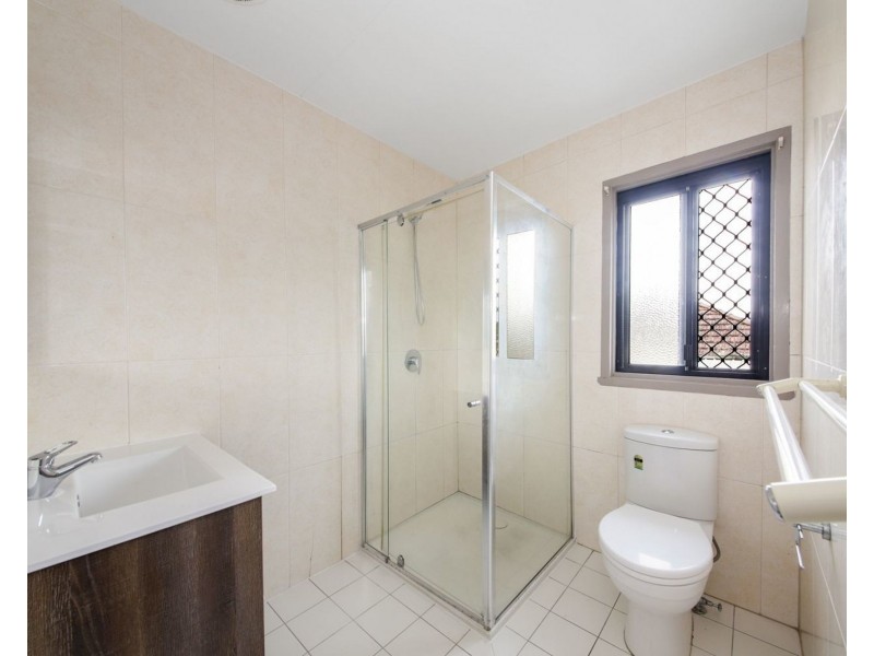 27 Parakeet Street, Inala QLD 4077