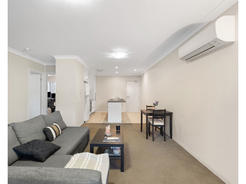 8/37 Palmer Street, Greenslopes QLD 4120