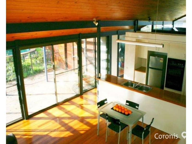 28 Struan Street, Chapel Hill QLD 4069