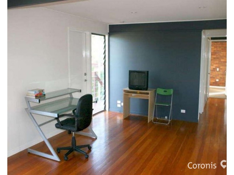 28 Struan Street, Chapel Hill QLD 4069