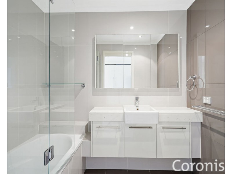 1/63 Bellevue Terrace, St Lucia QLD 4067