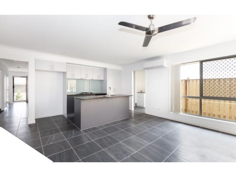 9 Bonn Street, Greenbank QLD 4124