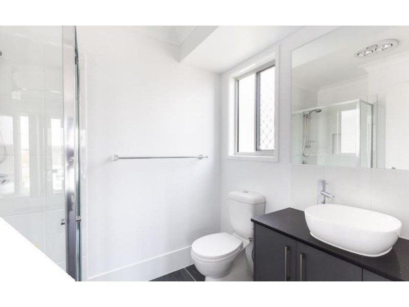 9 Bonn Street, Greenbank QLD 4124