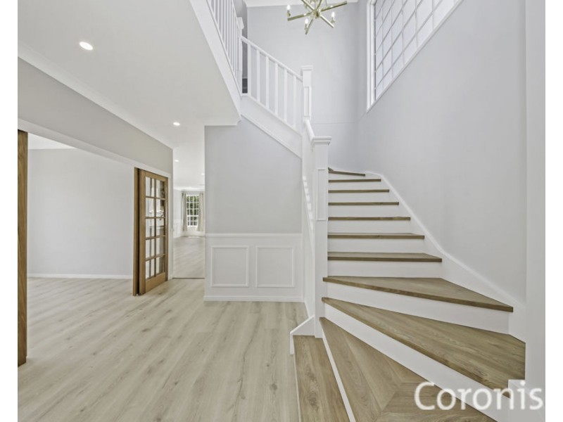 95 Bennetts Road, Camp Hill QLD 4152