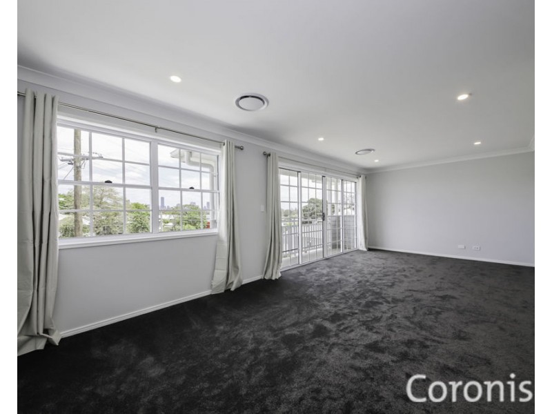 95 Bennetts Road, Camp Hill QLD 4152