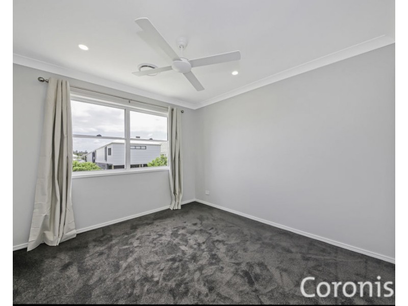 95 Bennetts Road, Camp Hill QLD 4152