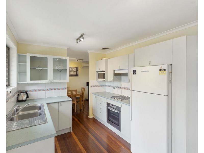 21 Chantilly Street, Chapel Hill QLD 4069