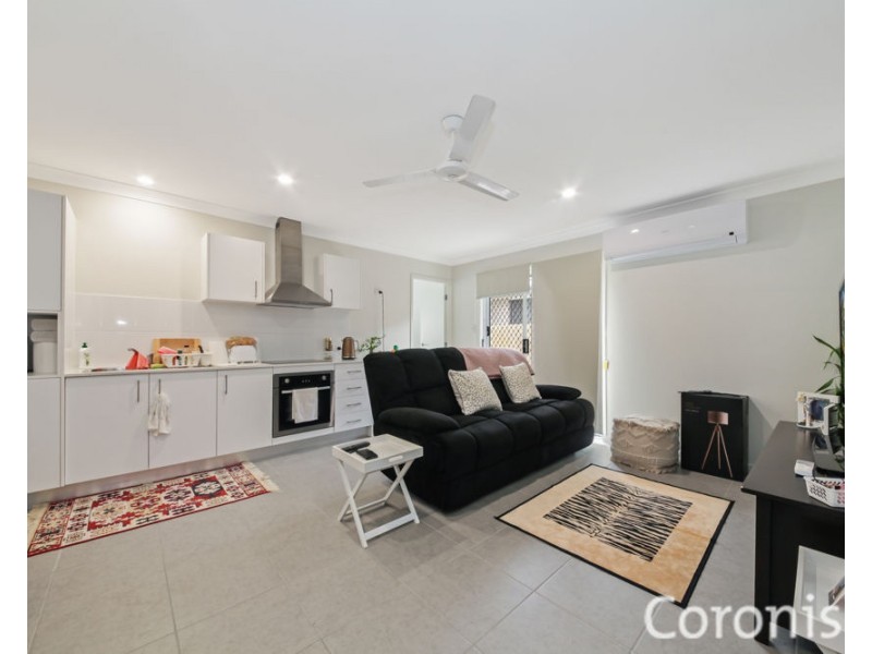 2/10 Wyeth St, Bellbird Park QLD 4300