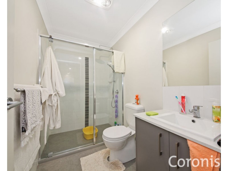 2/10 Wyeth St, Bellbird Park QLD 4300