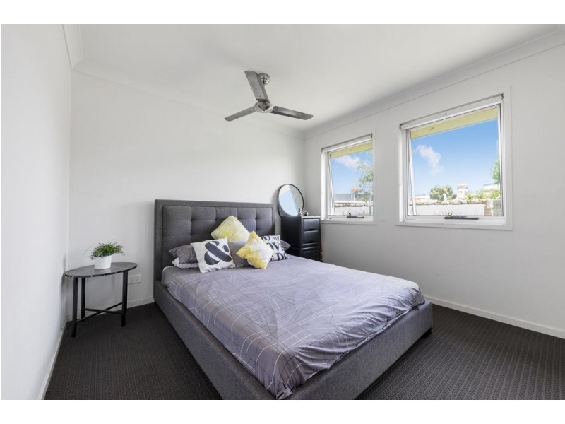 1 Treetops Street, Yarrabilba QLD 4207