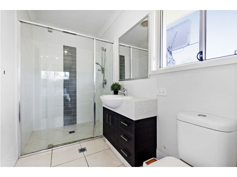 1 Treetops Street, Yarrabilba QLD 4207