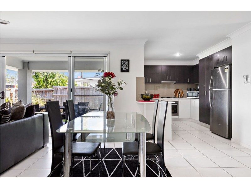 1 Treetops Street, Yarrabilba QLD 4207