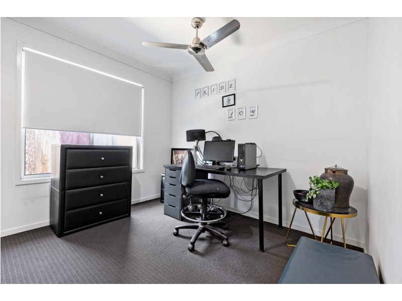 1 Treetops Street, Yarrabilba QLD 4207