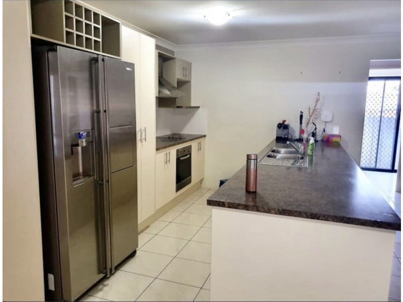 39 Tropical Drive, Forest Lake QLD 4078