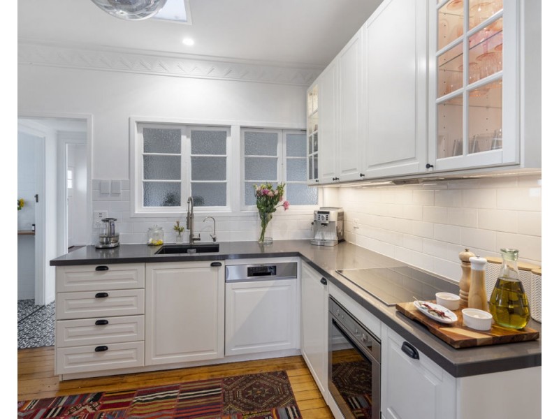 12 Glenrosa Road, Red Hill QLD 4059