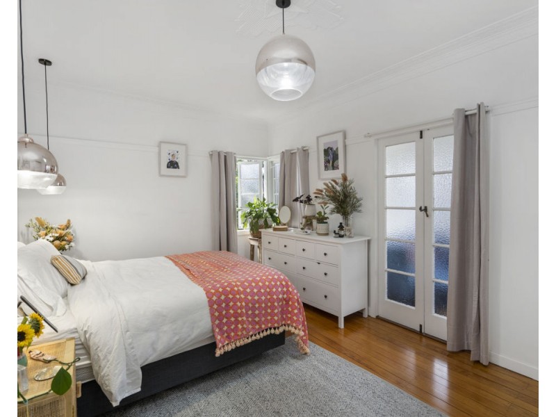 12 Glenrosa Road, Red Hill QLD 4059