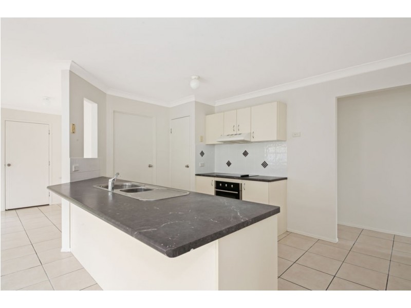 75 Storr Circuit, Goodna QLD 4300