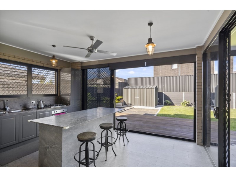 44 Steamer Way, Spring Mountain QLD 4124