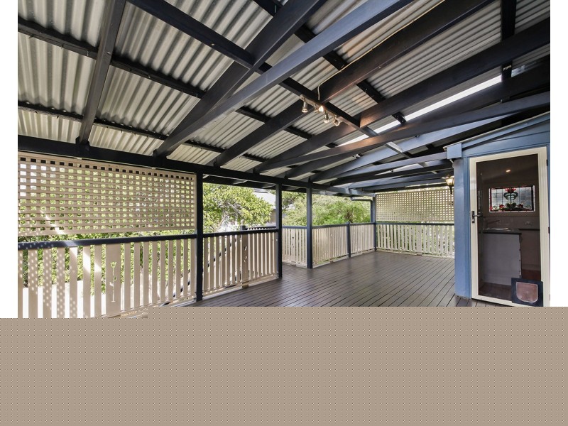 29 Livingstone Street, Yeerongpilly QLD 4105