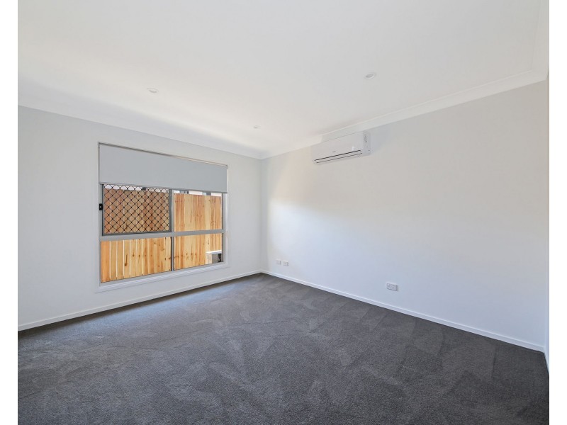 10 Bradleys Street, Ripley QLD 4306