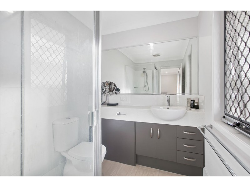 21 Sawyer Street, Spring Mountain QLD 4124