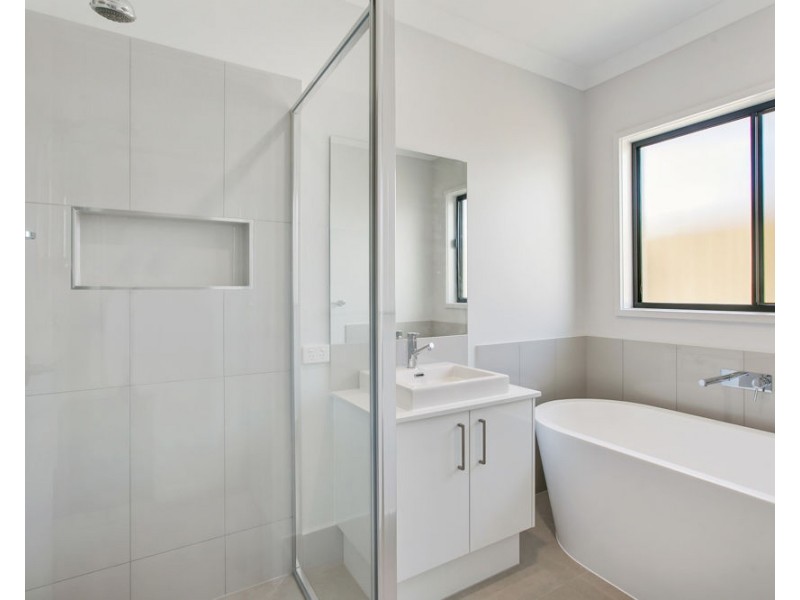 57 Sunbird Drive, Redbank Plains QLD 4301